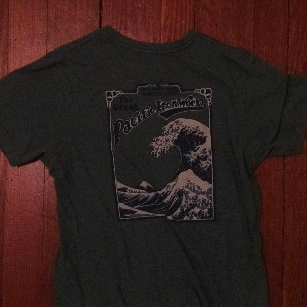 Slim fit Patagonia tee